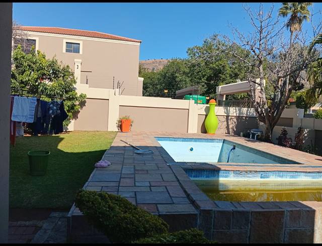3 BEDROOM HOUSE FOR SALE IN BOSCHDAL